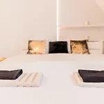Goldeneye Center Apartment Wroclaw